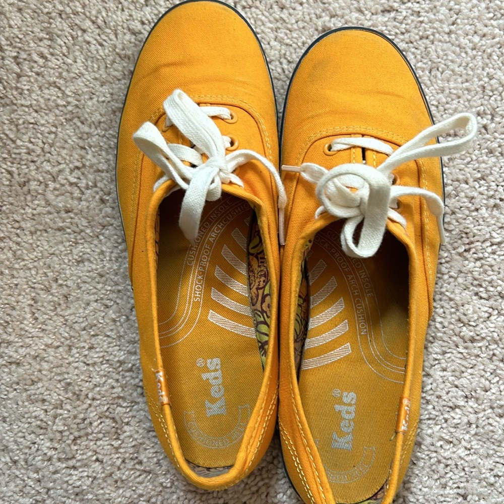 Keds - Picture 2 of 5